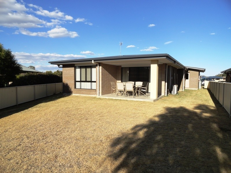 39 Cello Ct, Chinchilla QLD 4413