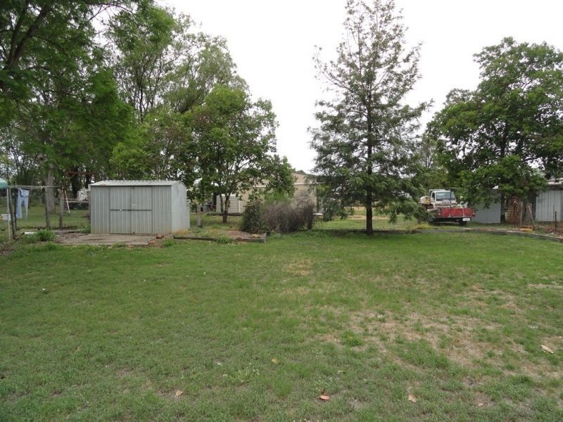 8 Helena Street, Chinchilla QLD 4413