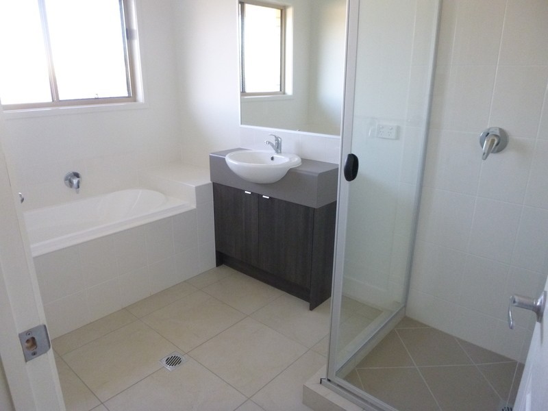 12 Archer St, Chinchilla QLD 4413