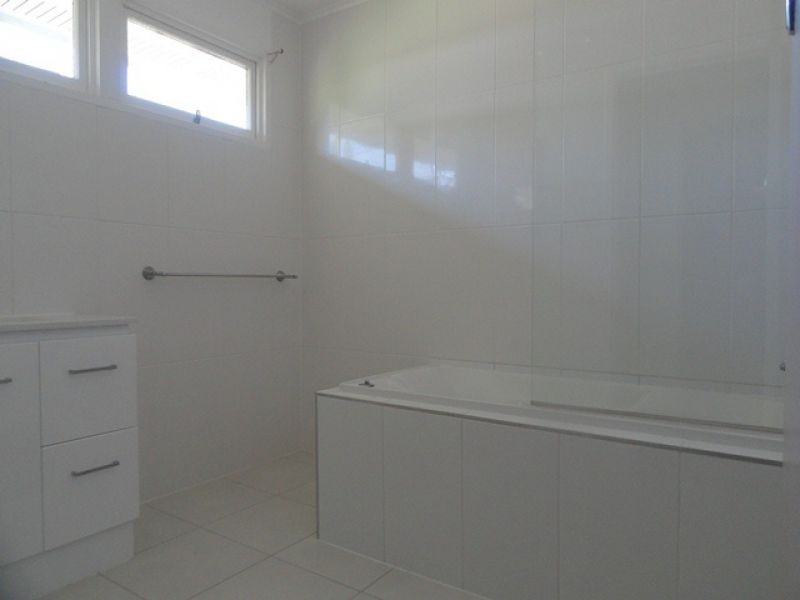 25 Evans Street, Chinchilla QLD 4413