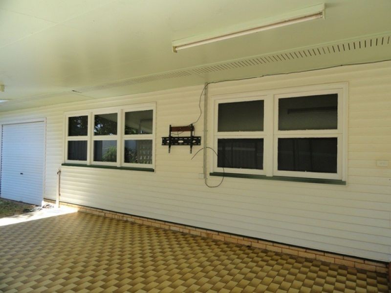 25 Evans Street, Chinchilla QLD 4413