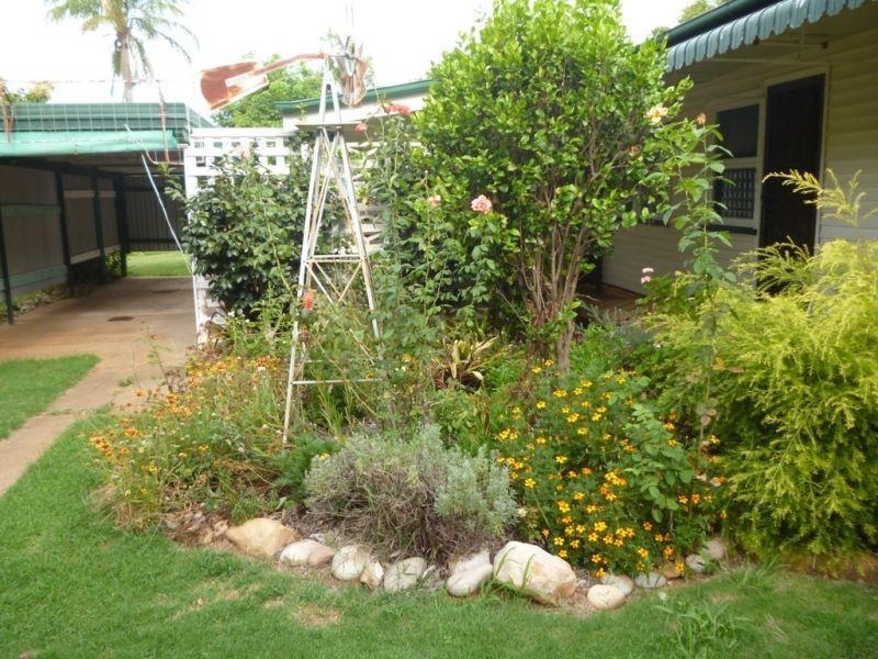 25 Evans Street, Chinchilla QLD 4413