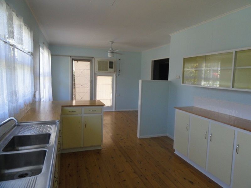 25 Evans Street, Chinchilla QLD 4413