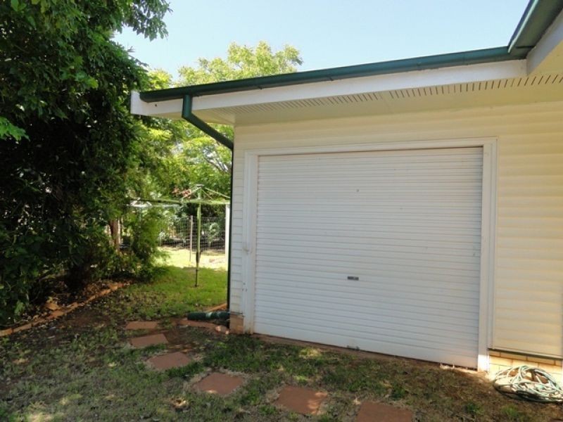 25 Evans Street, Chinchilla QLD 4413