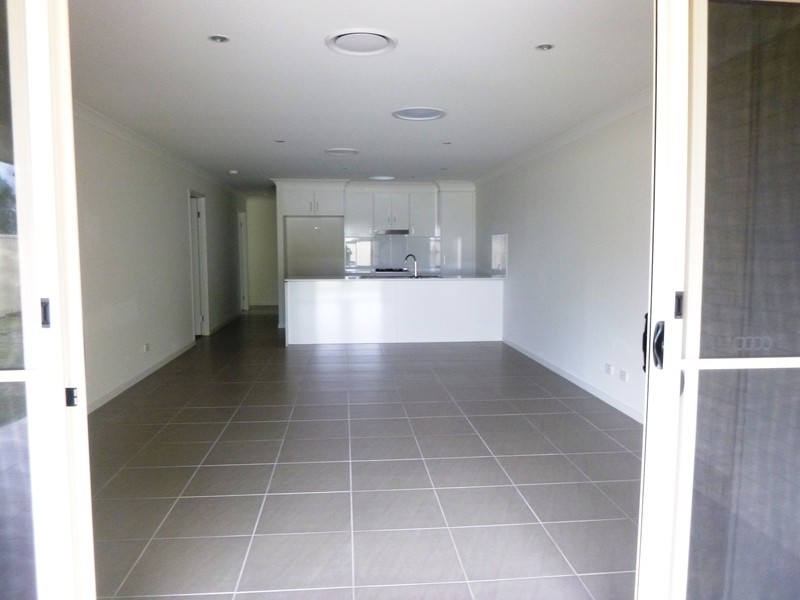 2/37 Skewis St, Chinchilla QLD 4413