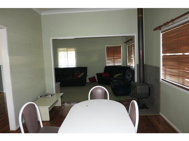 128 Murilla Street, Miles QLD 4415