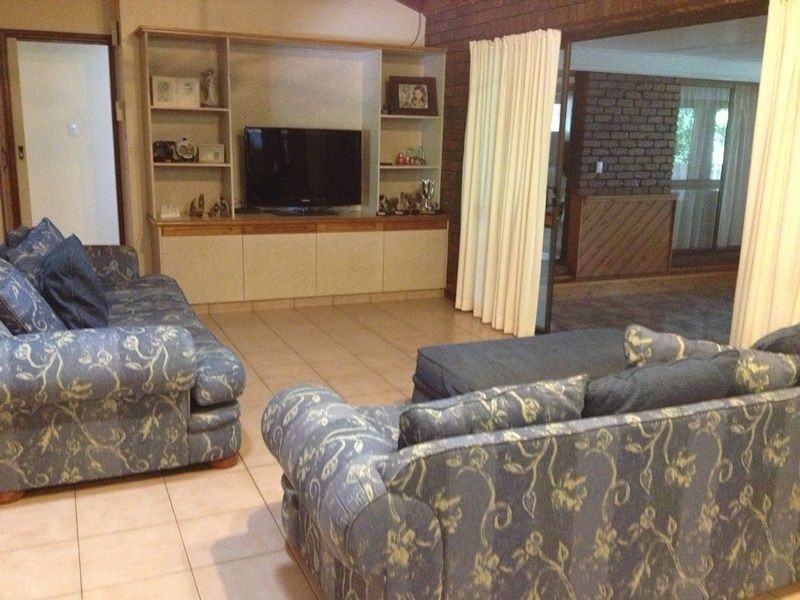 72 Oak Street, Chinchilla QLD 4413