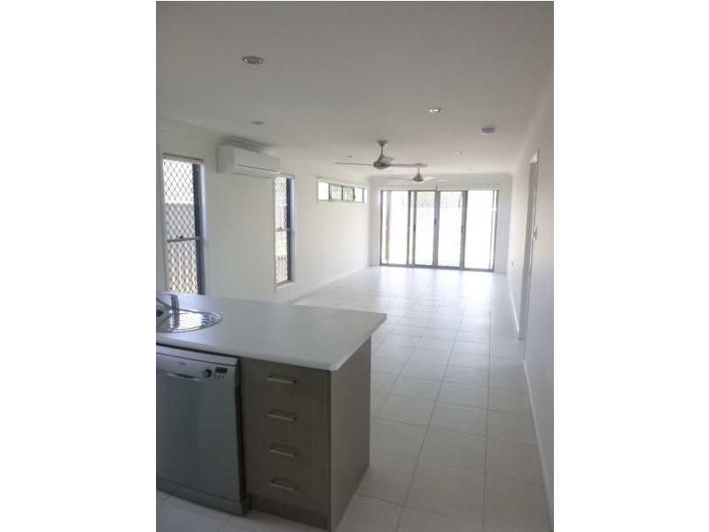 67 Ellem Dr, Chinchilla QLD 4413