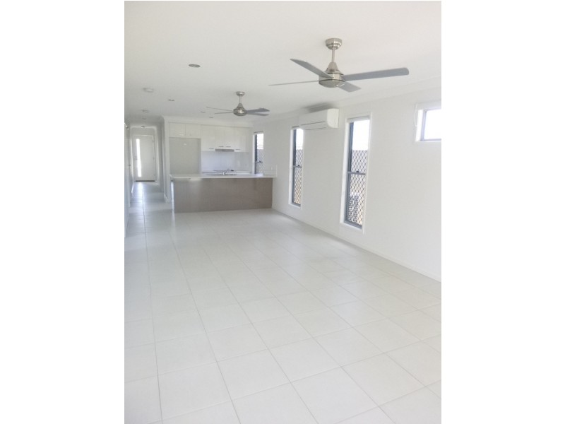 67 Ellem Dr, Chinchilla QLD 4413