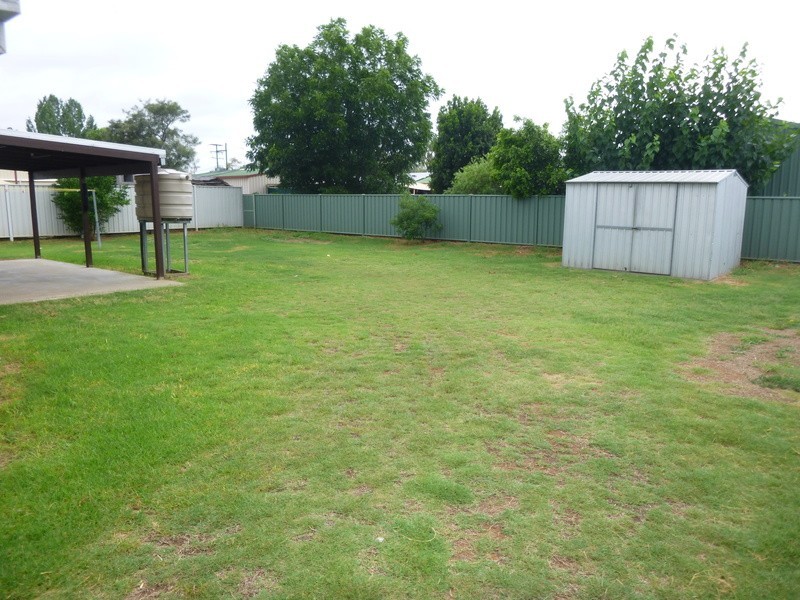 14 Scouller St, Chinchilla QLD 4413