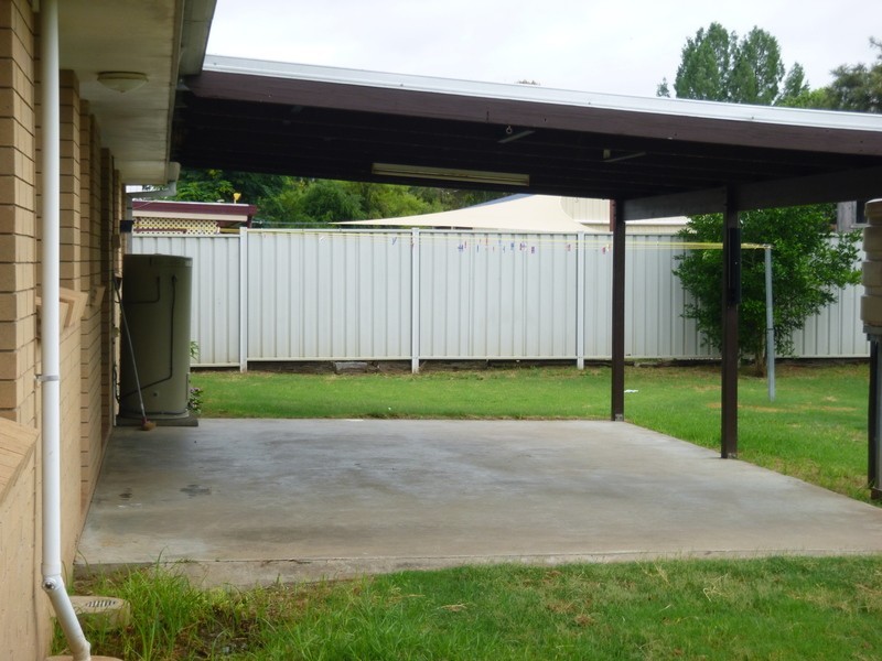 14 Scouller St, Chinchilla QLD 4413