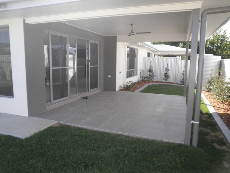 2/11 Church Street, Chinchilla QLD 4413