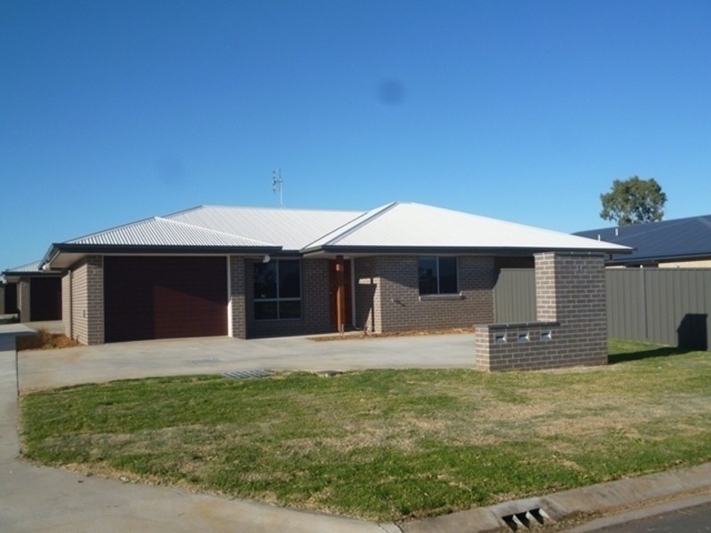 3/16 Dudley, Chinchilla QLD 4413