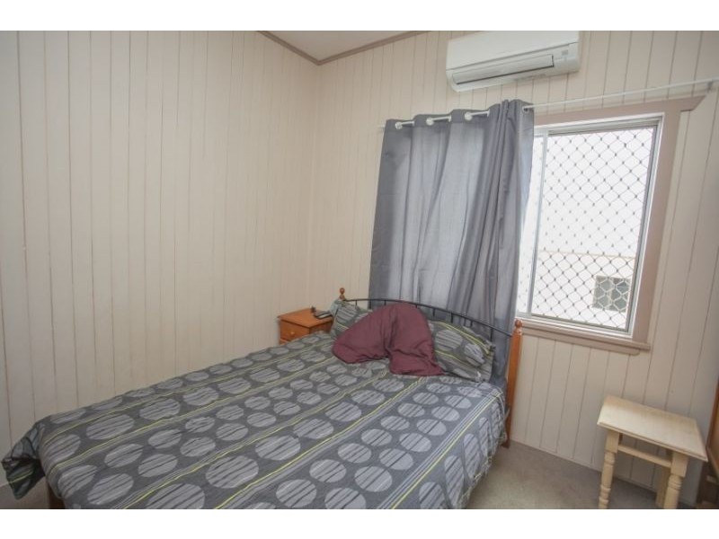 2 Birkett Street, Chinchilla QLD 4413