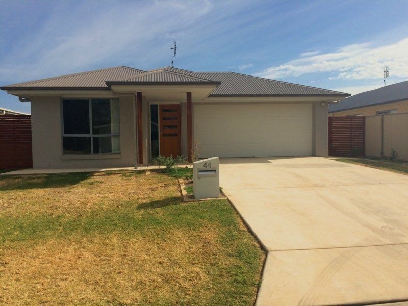 44 Ellem Drive, Chinchilla QLD 4413