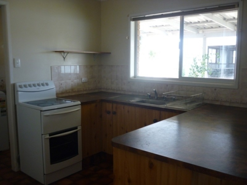 9 Stevenson Street, Chinchilla QLD 4413