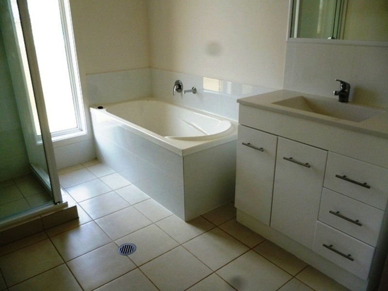 57 Cello Ct, Chinchilla QLD 4413