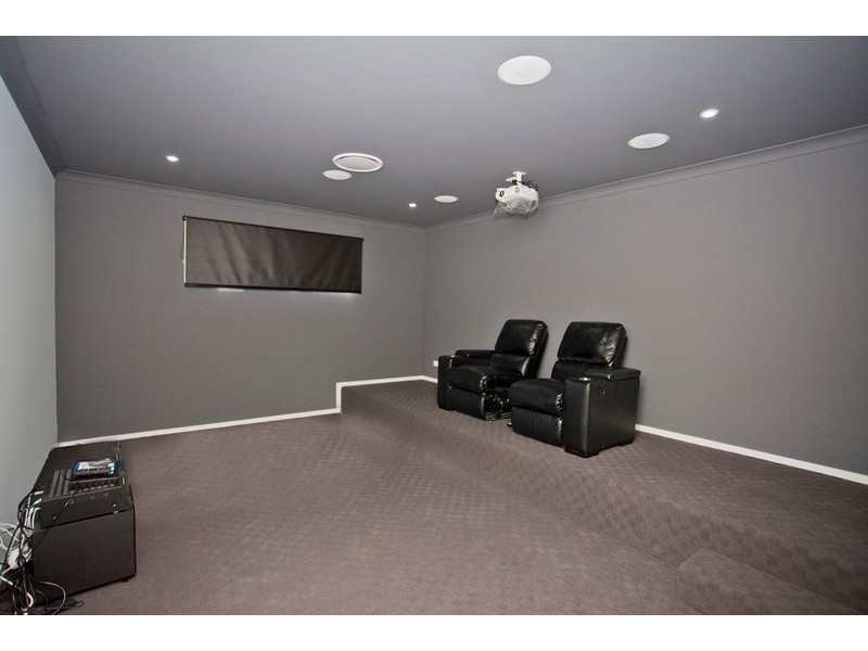 18 Parker Place, Chinchilla QLD 4413