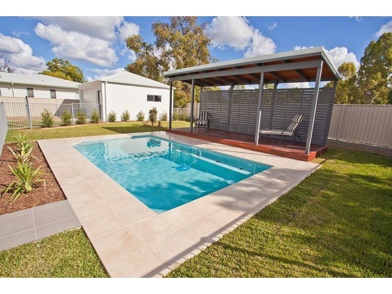 18 Parker Place, Chinchilla QLD 4413