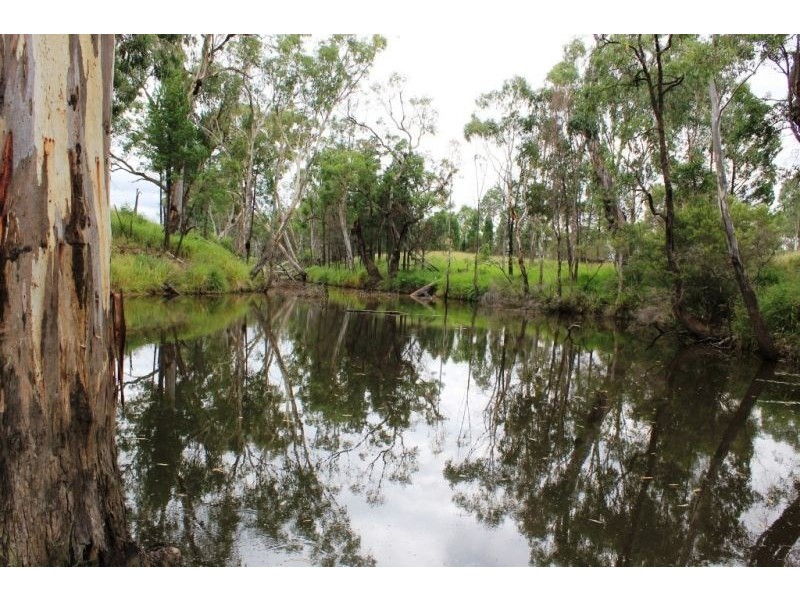 “Horse Shoe Lagoons” Pelican Back Road, Chinchilla QLD 4413
