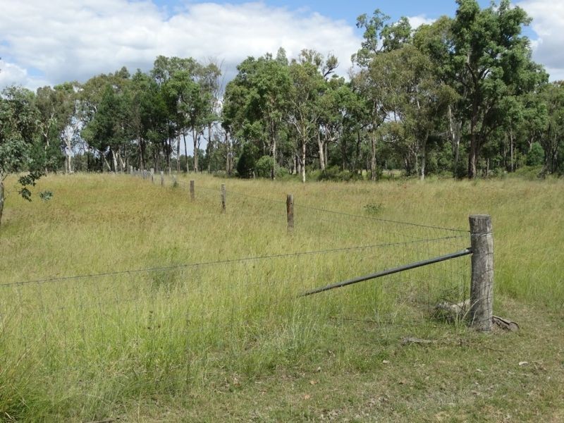 “Horse Shoe Lagoons” Pelican Back Road, Chinchilla QLD 4413