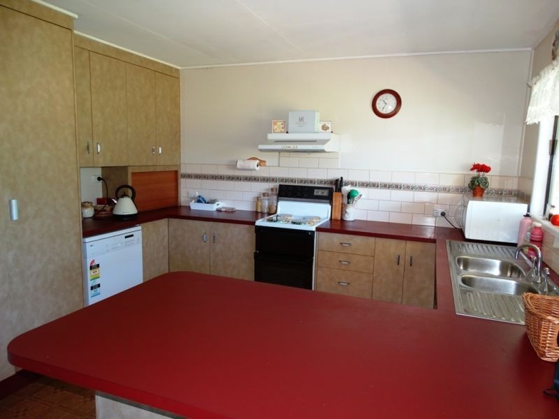 104 B Tennyson Road, Chinchilla QLD 4413