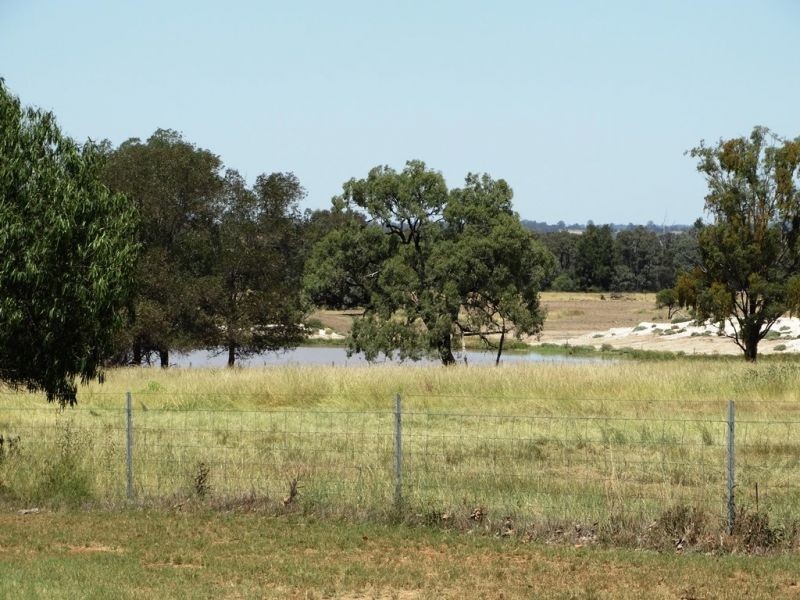 104 B Tennyson Road, Chinchilla QLD 4413