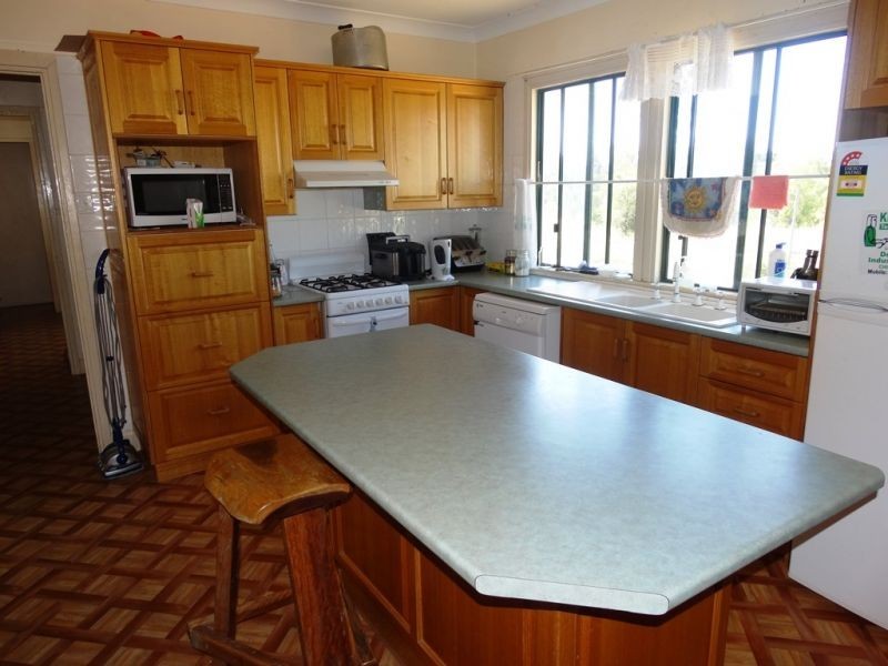 1017 Chinchilla Wondai Road, Chinchilla QLD 4413