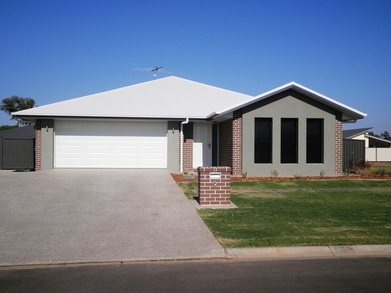 5 Gower, Chinchilla QLD 4413