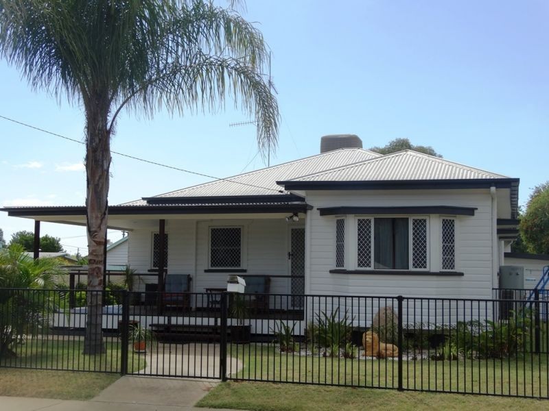 7 Windmill Road, Chinchilla QLD 4413