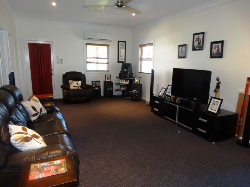 7 Windmill Road, Chinchilla QLD 4413