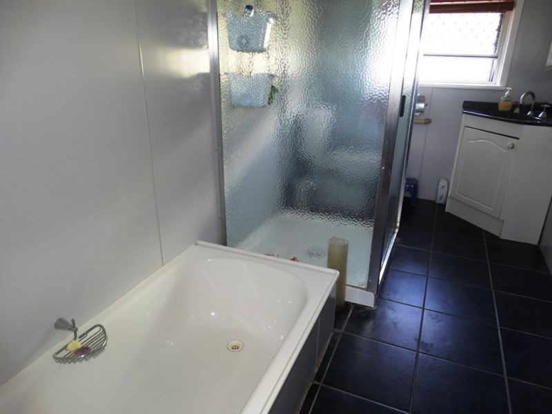 7 Windmill Road, Chinchilla QLD 4413