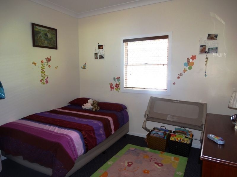 7 Windmill Road, Chinchilla QLD 4413