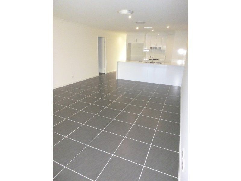 2/5 Frame Street, Chinchilla QLD 4413