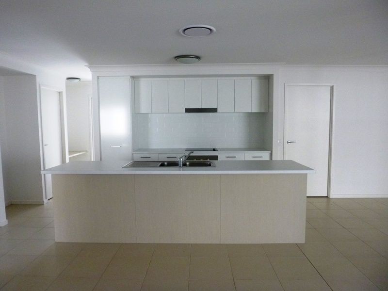 6. Bridgeman Parade, Chinchilla QLD 4413