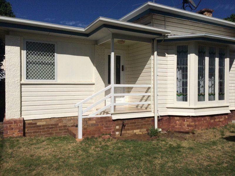 5 First Avenue, Chinchilla QLD 4413