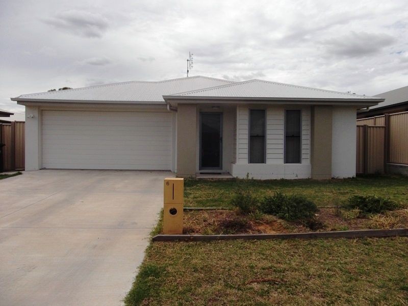 6 Bridgeman Parade, Chinchilla QLD 4413