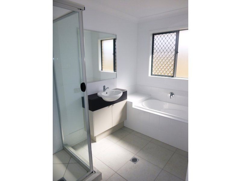 15 Bridgeman Parade, Chinchilla QLD 4413