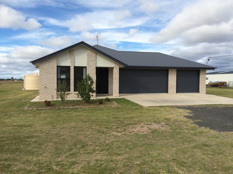 32 Ainsworth St, Chinchilla QLD 4413