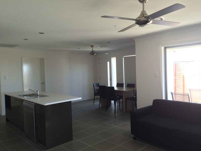 Unit 2/22 Bridgeman Parade, Chinchilla QLD 4413