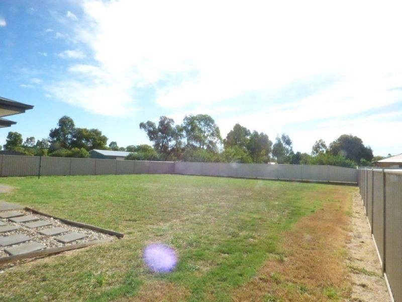 4 Parker Place, Chinchilla QLD 4413