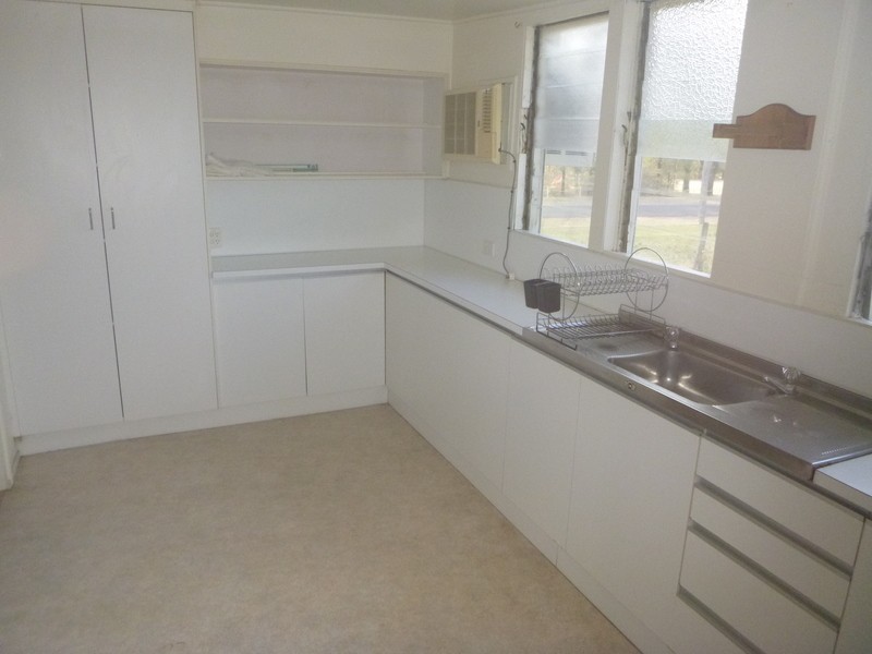 12 Helena Street, Chinchilla QLD 4413