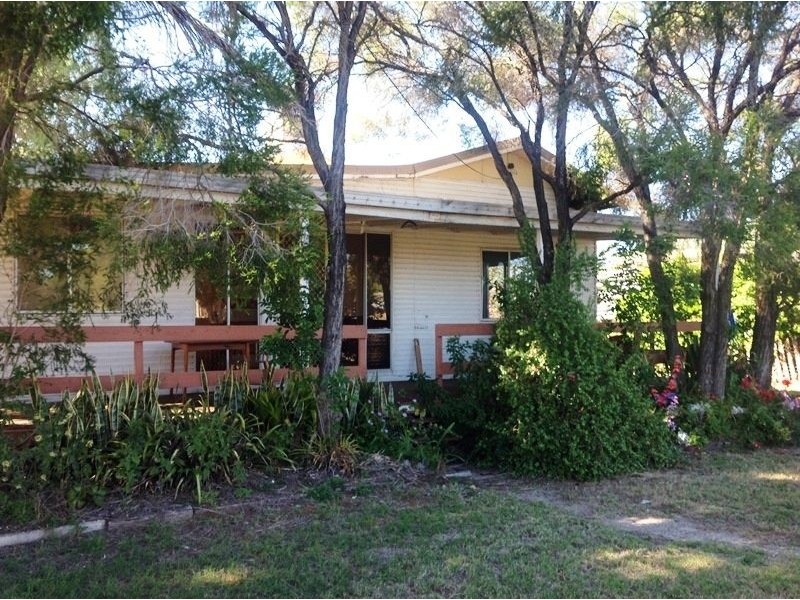 21 Windmill Road, Chinchilla QLD 4413