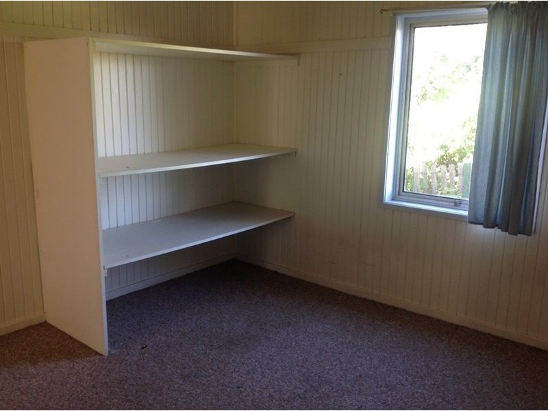 21 Windmill Road, Chinchilla QLD 4413