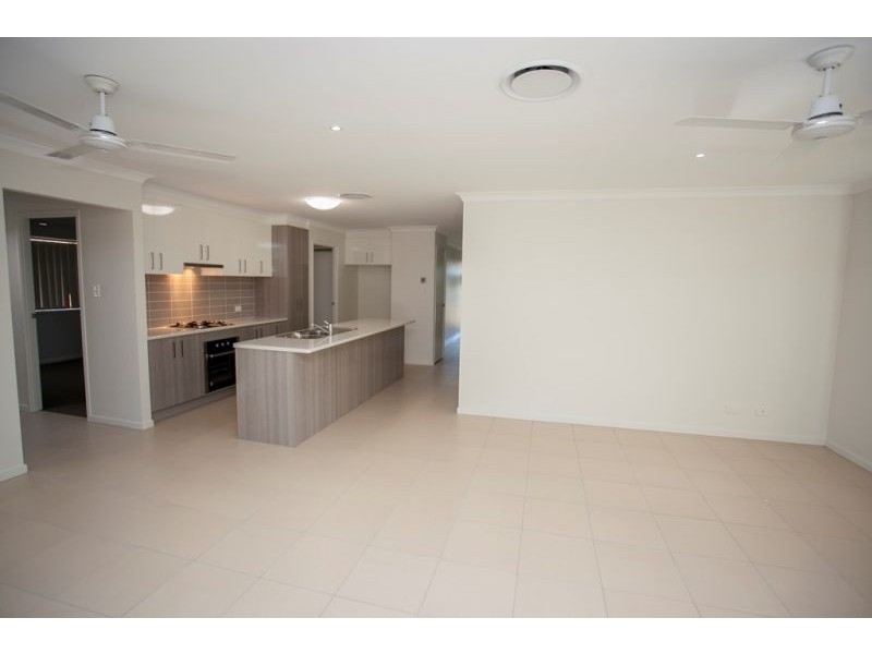 12 Brennan Place, Chinchilla QLD 4413