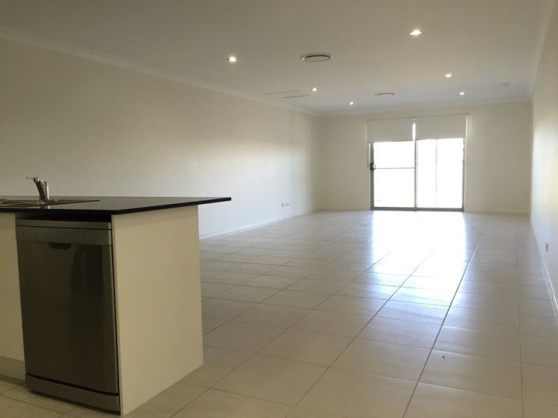 2/13 Hurse Street, Chinchilla QLD 4413