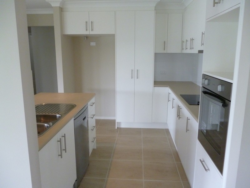 10 Gower Street, Chinchilla QLD 4413