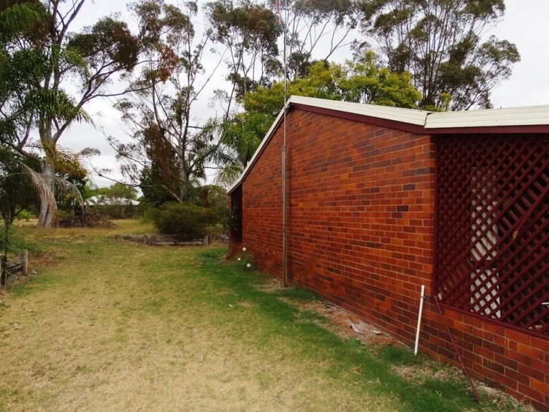 151 Cemetery Road, Chinchilla QLD 4413