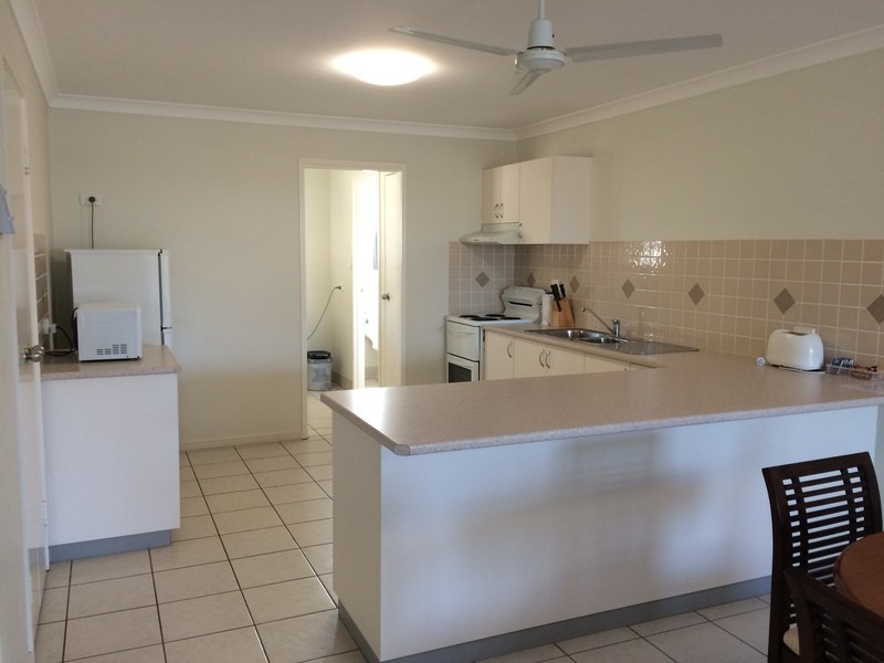 1/15 Back Avenue, Chinchilla QLD 4413