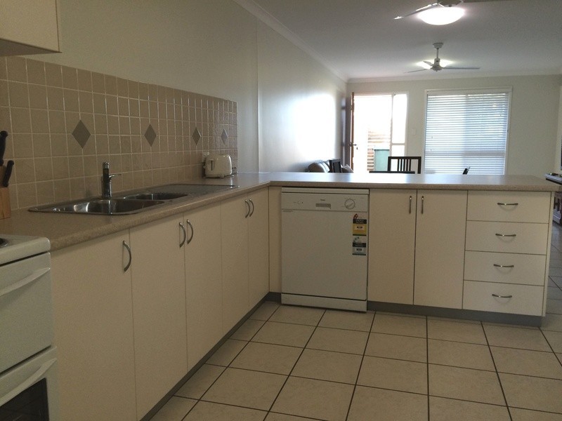 1/15 Back Avenue, Chinchilla QLD 4413